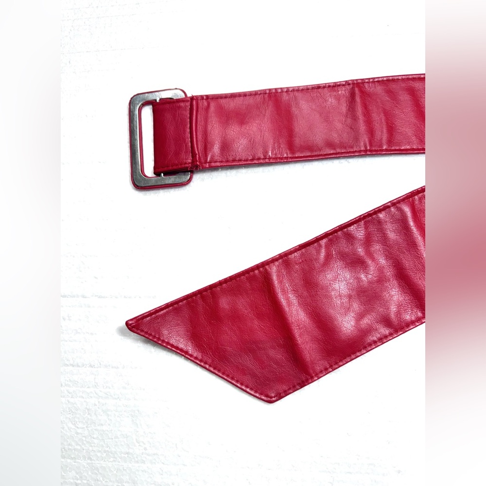 Red Raspberry Belt with Buckle - Picture 8 of 13